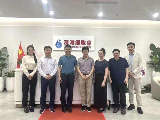 深港合作|香港科技大學卜國軍教授訪問深港細胞谷，共議科研與產(chǎn)業(yè)融合新路徑
